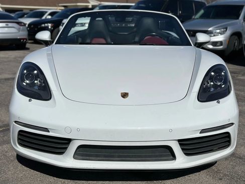 Used 2017 Porsche 718 Boxster S image 3