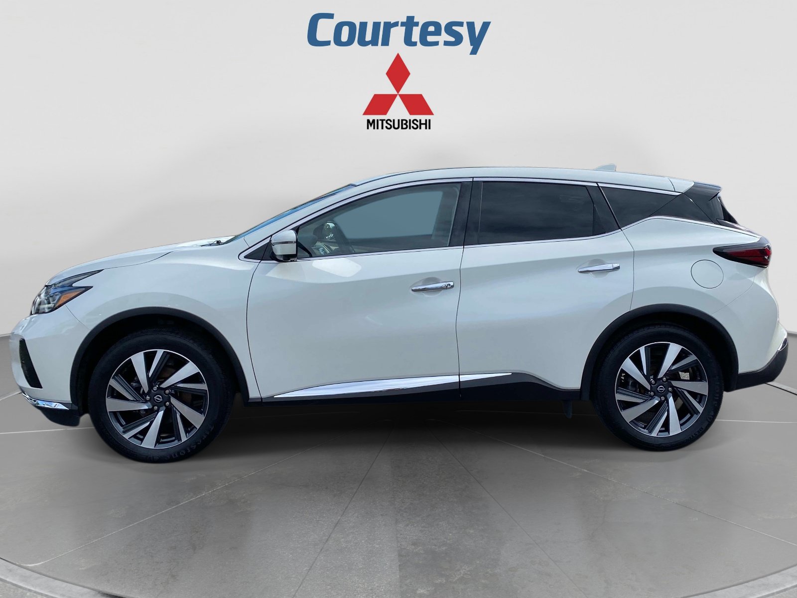 Used 2024 Nissan Murano SL w/ Cargo Package AWD/4WD image 2
