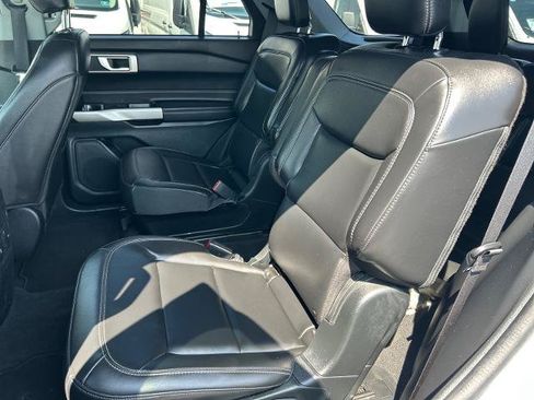 Certified 2023 Ford Explorer XLT w/ Equipment Group 202A AWD/4WD image 11