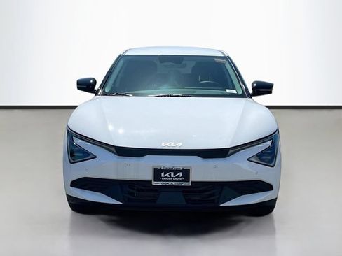 New 2026 Kia EV6 Light RWD image 2