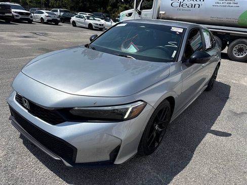 Used 2025 Honda Civic Sport image 4
