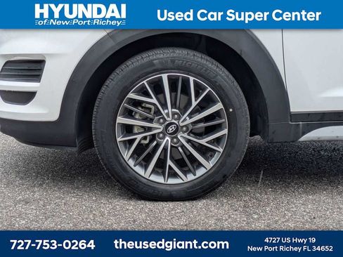 Certified 2021 Hyundai Tucson SEL w/ Cargo Package FWD image 10