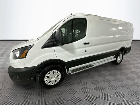 Used 2025 Ford Transit 250 Low Roof w/ Exterior Upgrade Package RWD image 4