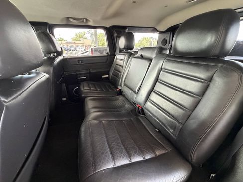 Used 2005 HUMMER H2 w/ Preferred Equipment Group AWD/4WD image 15