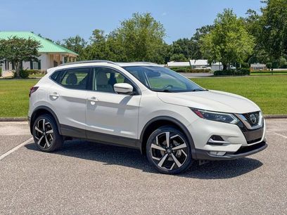 Used 2021 Nissan Rogue Sport SL w/ Premium Package