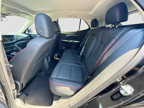 Used 2023 Buick Envision Essence w/ Sport Touring Package AWD/4WD image 27