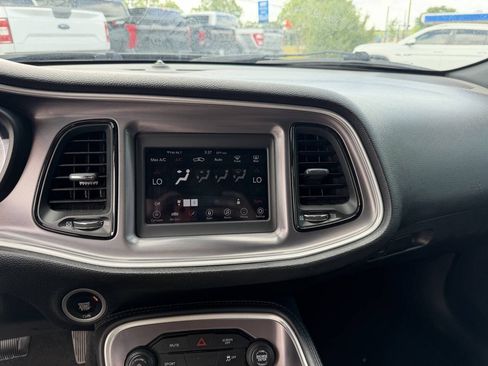 Used 2019 Dodge Challenger SXT RWD image 15