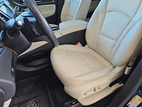 Certified 2023 Buick Enclave Essence image 15