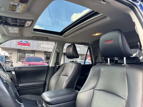 Used 2018 Toyota 4Runner TRD Off-Road Premium image 19