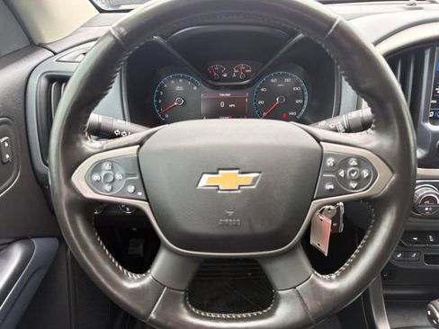 Used 2019 Chevrolet Colorado Z71 AWD/4WD image 13