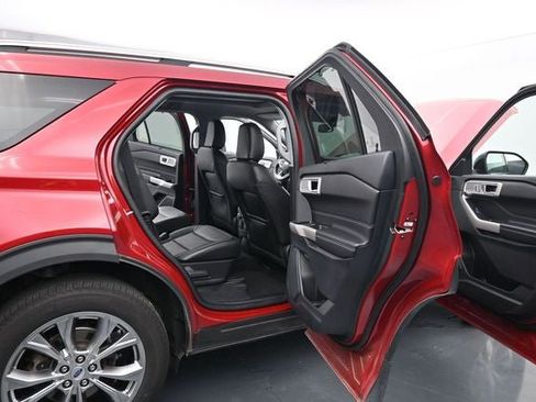 Certified 2022 Ford Explorer Limited w/ Equipment Group 301A AWD/4WD image 20