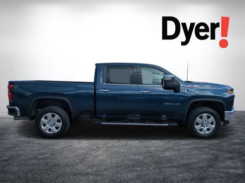 Used 2020 Chevrolet Silverado 2500 LTZ w/ LTZ Plus Package AWD/4WD image 2