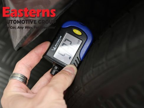 Used 2024 Nissan Altima 2.5 SV w/ SV Premium Package AWD/4WD image 28