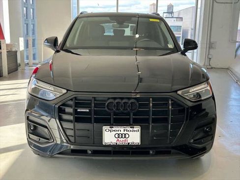 Certified 2025 Audi Q5 2.0T Premium image 2