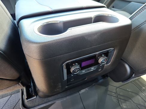 New 2026 Chevrolet Suburban RST w/ RST Capability Package AWD/4WD image 9