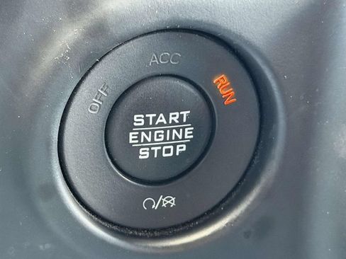 Used 2019 Jeep Wrangler Unlimited Rubicon AWD/4WD image 8