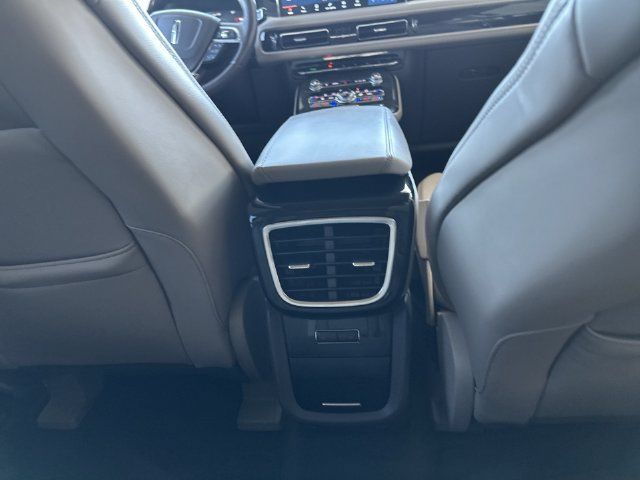 Used 2023 Lincoln Nautilus Reserve AWD/4WD image 24