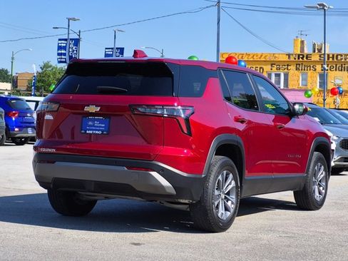 Used 2026 Chevrolet Equinox LT FWD image 4