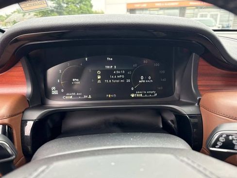 Used 2023 Lincoln Aviator Reserve w/ Equipment Group 201A image 38