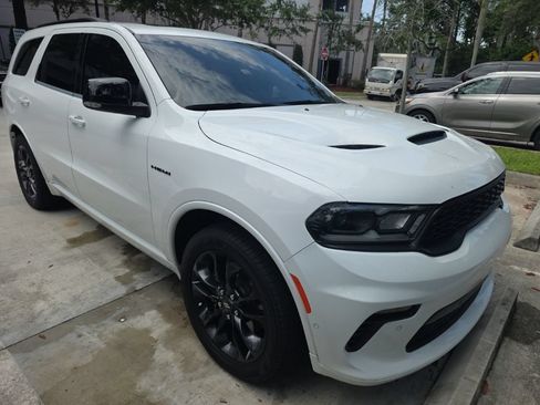 Used 2023 Dodge Durango R/T RWD image 3