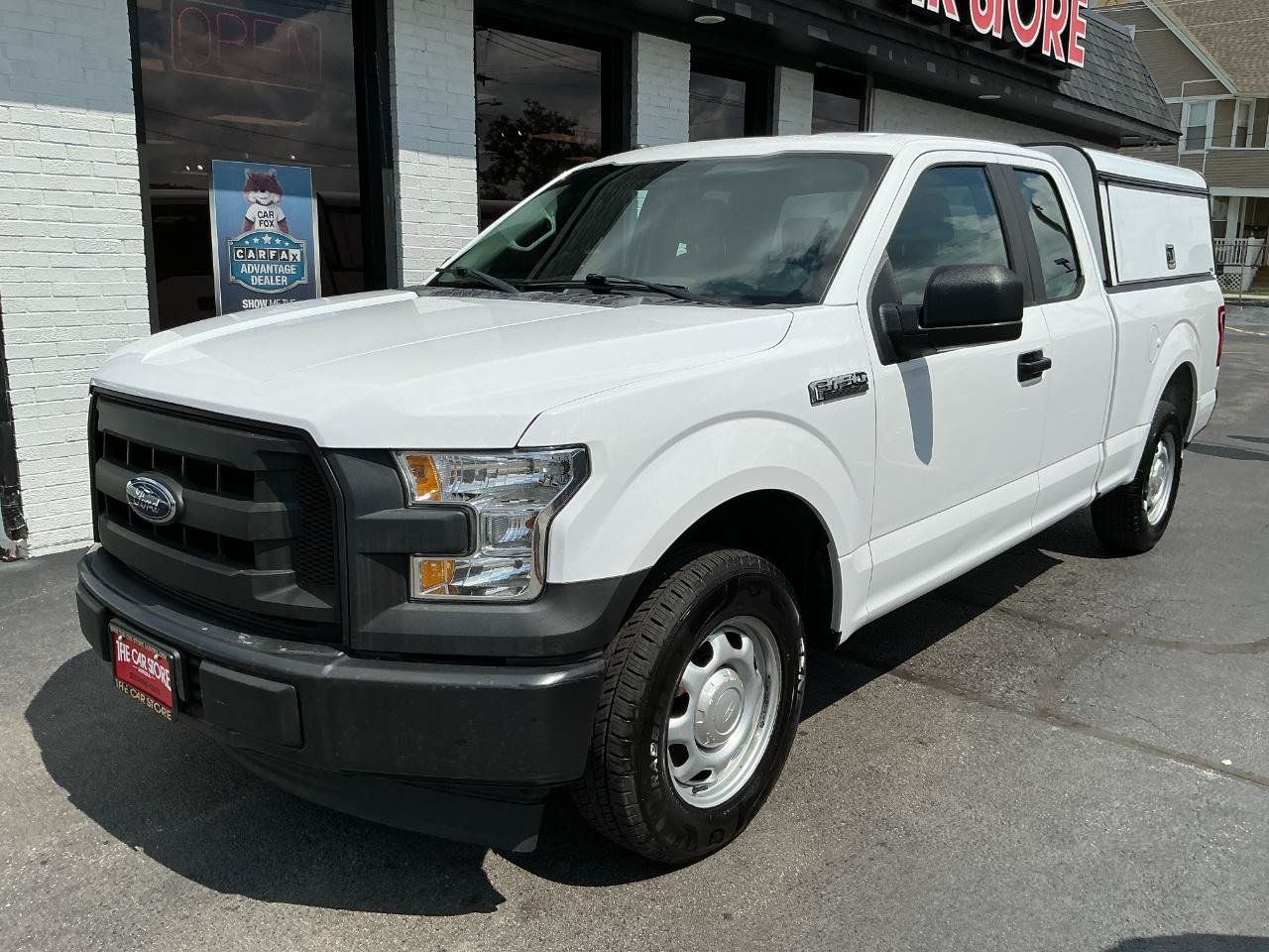 Used 2017 Ford F150 XL w/ Equipment Group 101A Mid RWD image 2