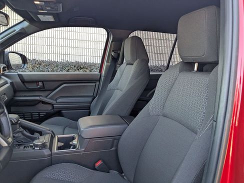 Used 2025 Toyota 4Runner SR5 image 21