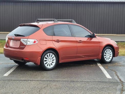 Used 2011 Subaru Impreza 2.5i Premium w/ PWR Moonroof Value Pkg image 6