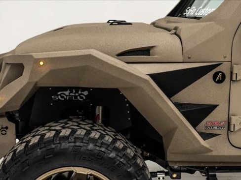 Used 2025 Jeep Gladiator Sport image 30