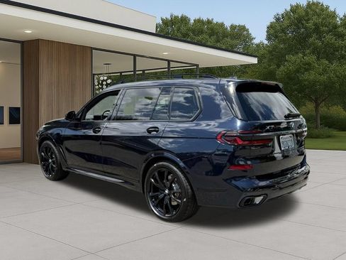 Certified 2024 BMW X7 xDrive40i w/ M Sport Package AWD/4WD image 12