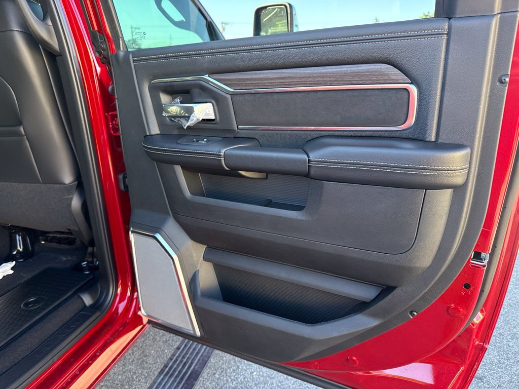 New 2027 RAM 2500 Laramie AWD/4WD image 26