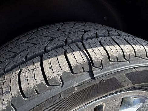 Used 2010 Lincoln MKX AWD image 37