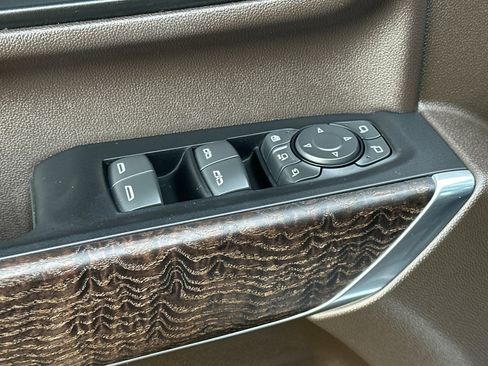 Used 2022 GMC Sierra 2500 Denali w/ Denali Ultimate Package image 12