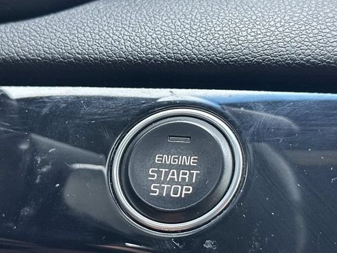 Used 2020 Kia Sportage SX FWD image 22