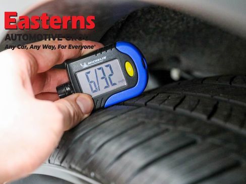 Used 2023 Mitsubishi Outlander SE AWD/4WD image 27