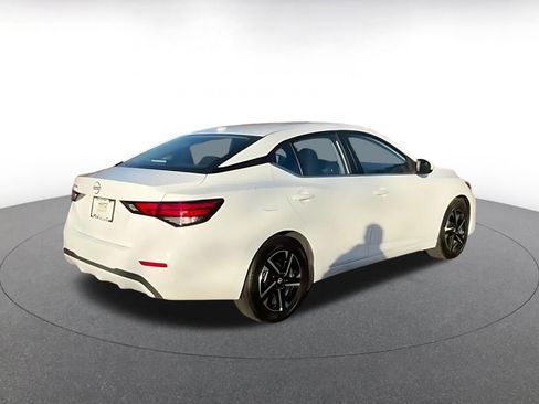 Used 2025 Nissan Sentra SV image 15