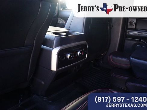 Used 2023 Ford Expedition Limited image 21