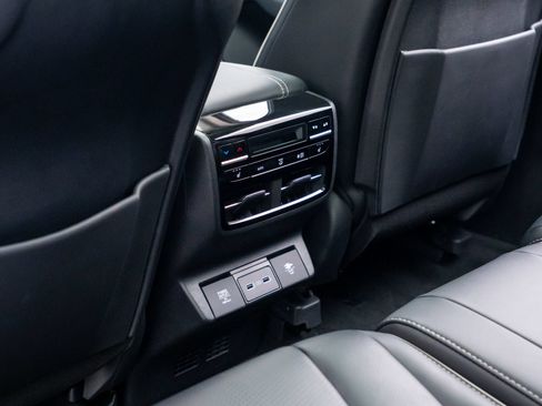 Used 2023 Acura MDX SH-AWD w/ Advance Package image 19