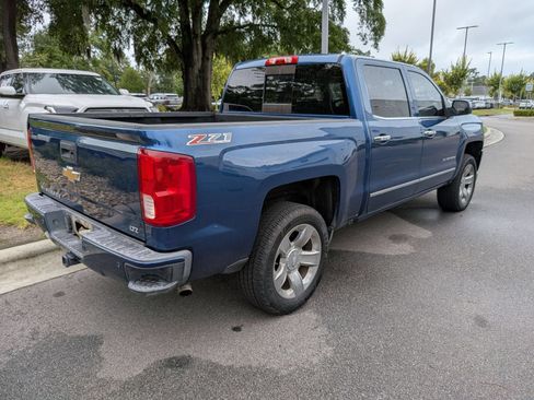 Used 2017 Chevrolet Silverado 1500 LTZ Z71 w/ LTZ Plus Package AWD/4WD image 3