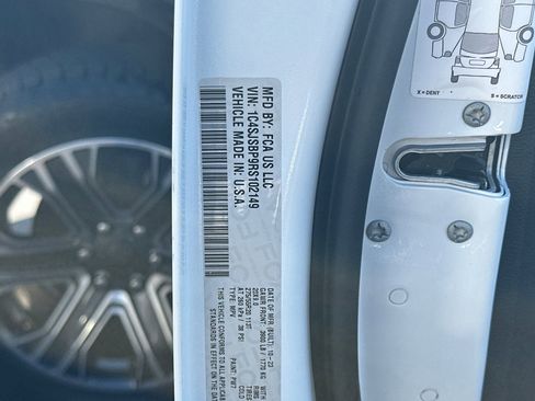 Used 2024 Jeep Wagoneer L Series II w/ Flexible Seating Group image 31