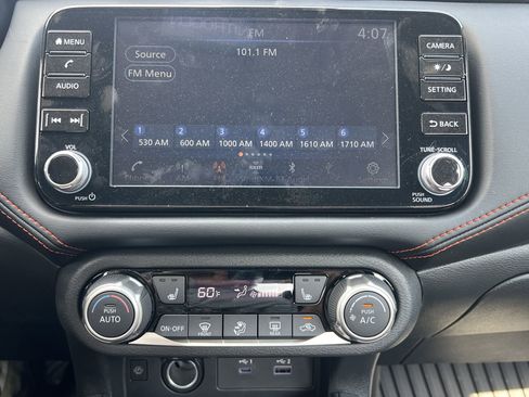 New 2025 Nissan Versa SR image 5