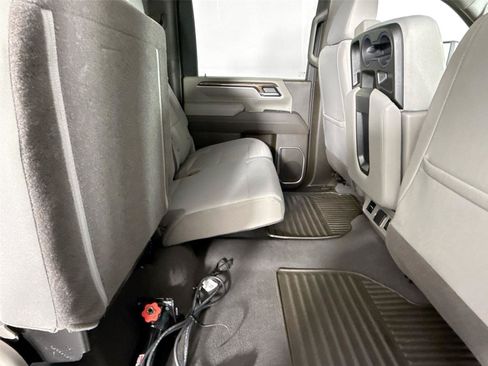 Used 2025 Chevrolet Silverado 3500 LT w/ Safety Package AWD/4WD image 50