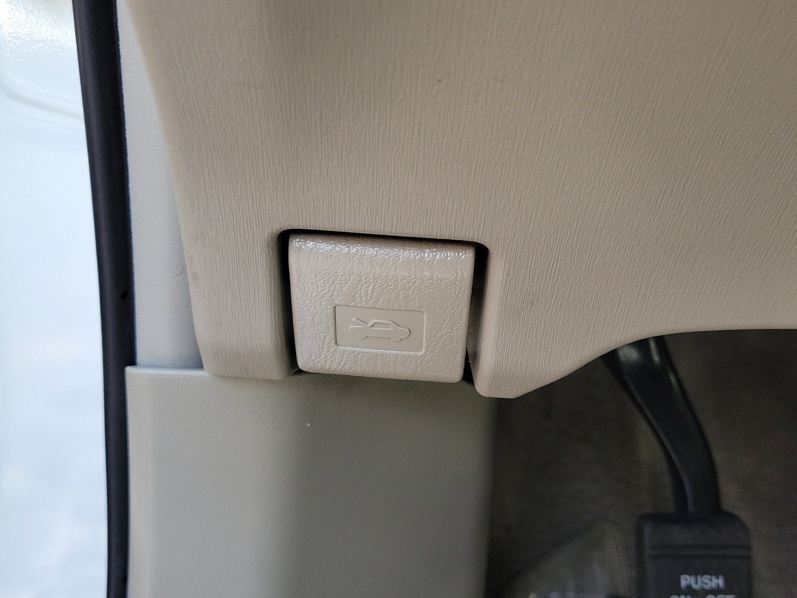 Used 2011 Toyota Prius Two FWD image 15