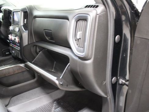 Certified 2022 GMC Sierra 3500 Denali image 28
