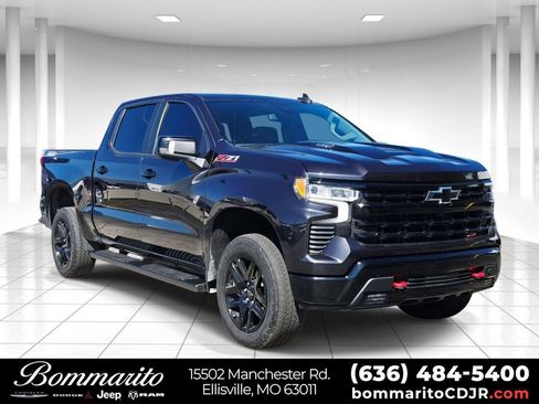 Used 2022 Chevrolet Silverado 1500 LT Trail Boss w/ LT Trail Boss Premium Package AWD/4WD image 1