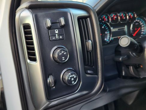 Used 2016 Chevrolet Silverado 2500 LTZ AWD/4WD image 10