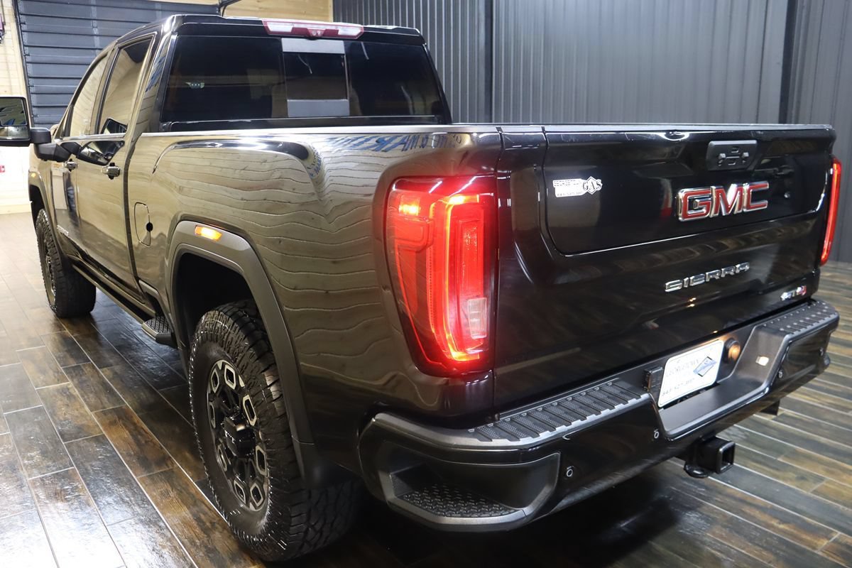 Used 2023 GMC Sierra 2500 AT4 w/ AT4 Premium Plus Package AWD/4WD image 3