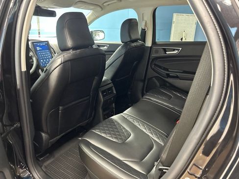 Used 2024 Ford Edge Titanium w/ Equipment Group 301A AWD/4WD image 34