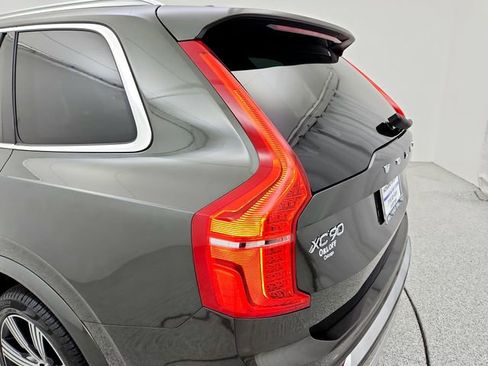 Certified 2022 Volvo XC90 T6 Inscription w/ Advanced Package image 38