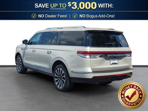 Used 2023 Lincoln Navigator L Reserve AWD/4WD image 4