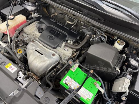 Used 2017 Toyota RAV4 LE w/ All Weather Liner Package image 39